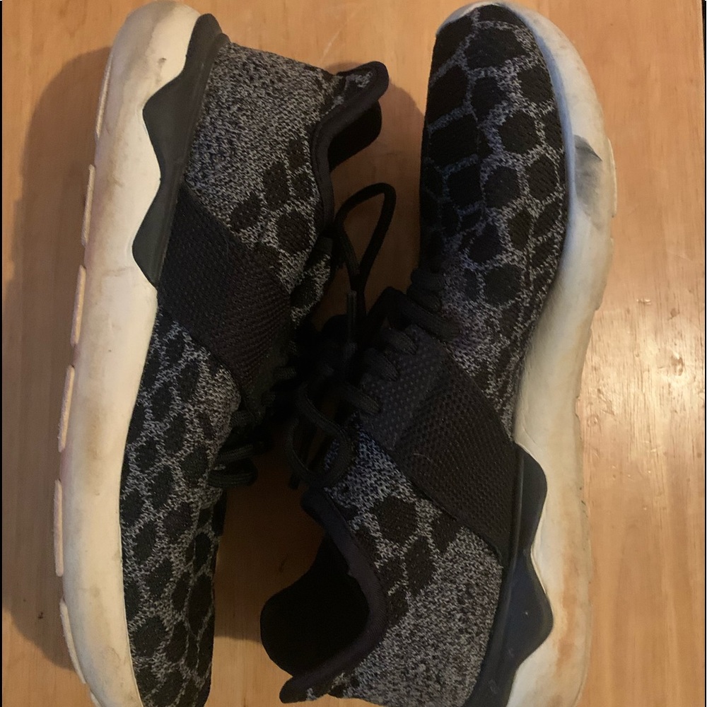 Adidas Tubular Bundle Size 9. - Picture 5 of 6